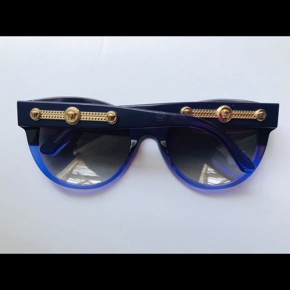 Versace sunglasses - Picture 2 of 3